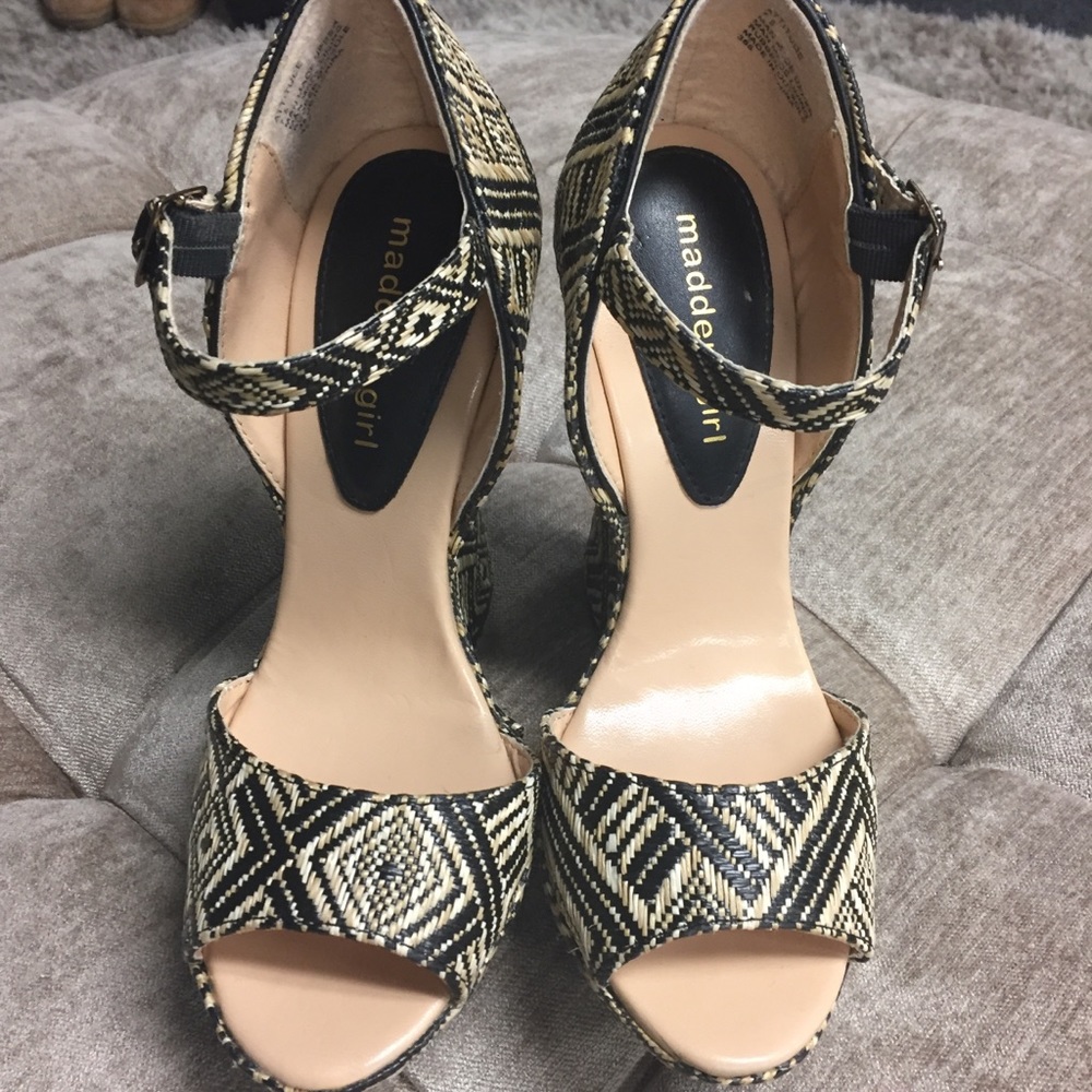 Madden Girl Wedges